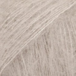 Drops Kid silk uni colour 20 beige clair